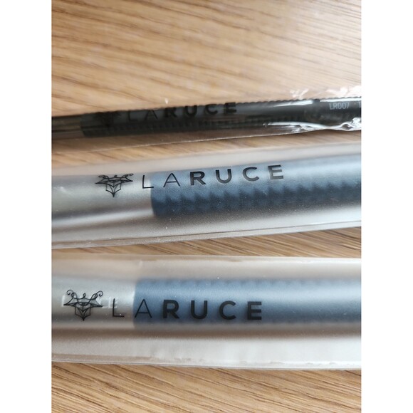 Laruce Set of 3 New Makeup Brushes - Picture 2 of 8